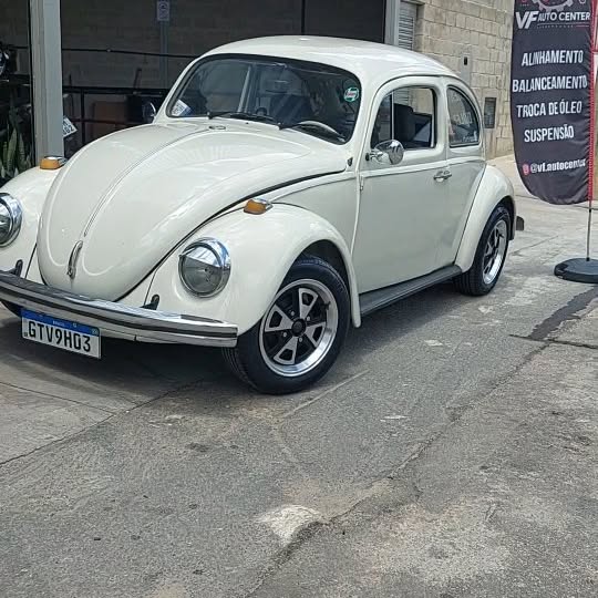 Fusca 75 com rodas novas - VF Auto Center